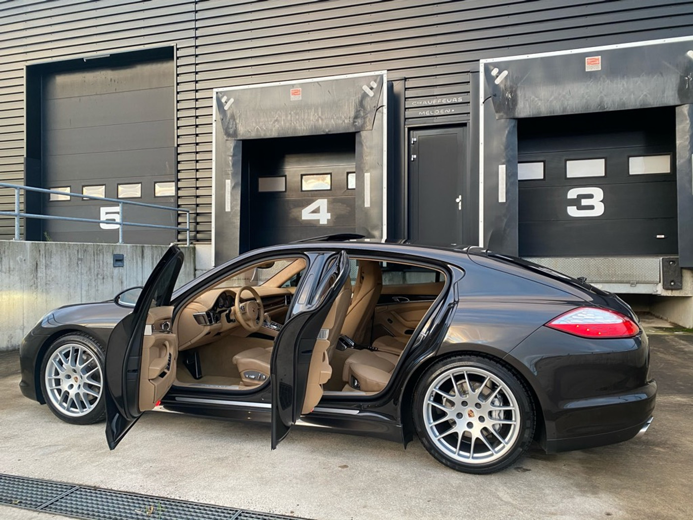 Foto van Porsche Panamera S