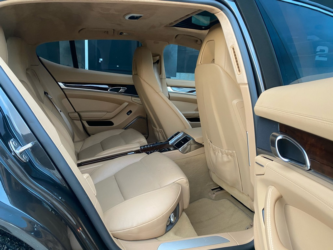 Foto van Porsche Panamera S