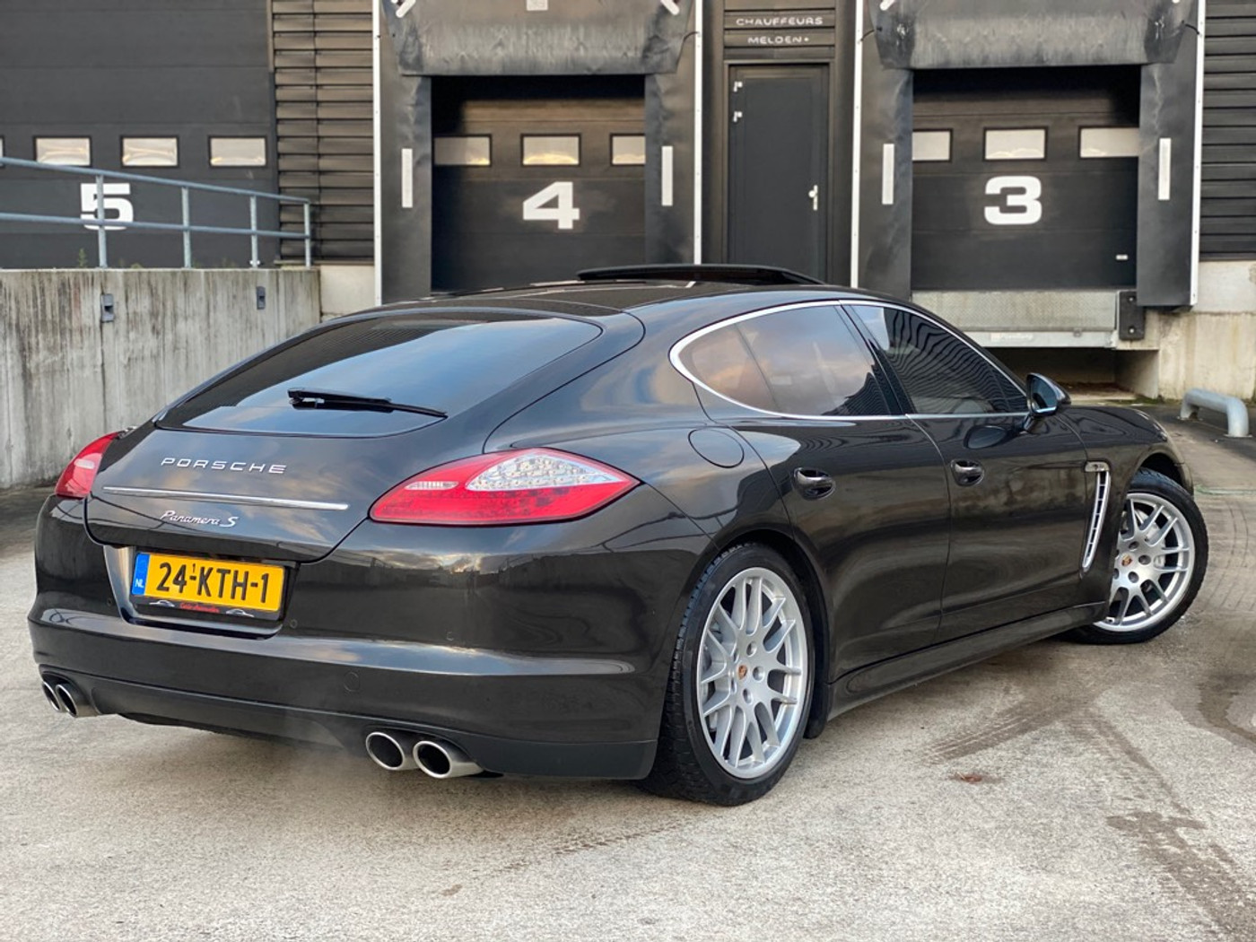 Foto van Porsche Panamera S
