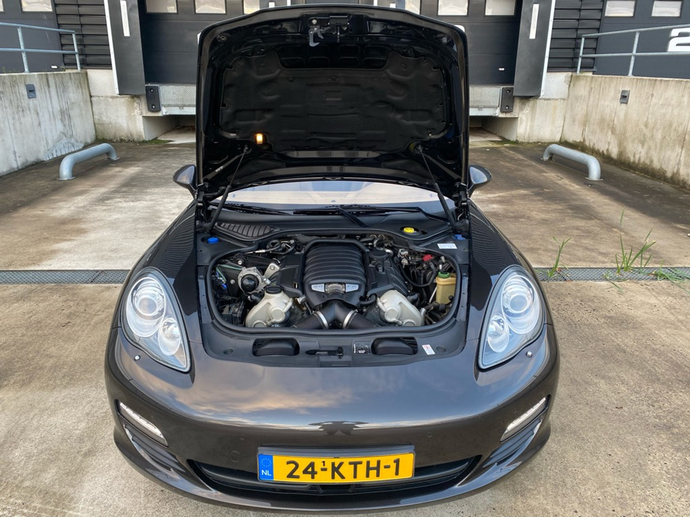 Foto van Porsche Panamera S