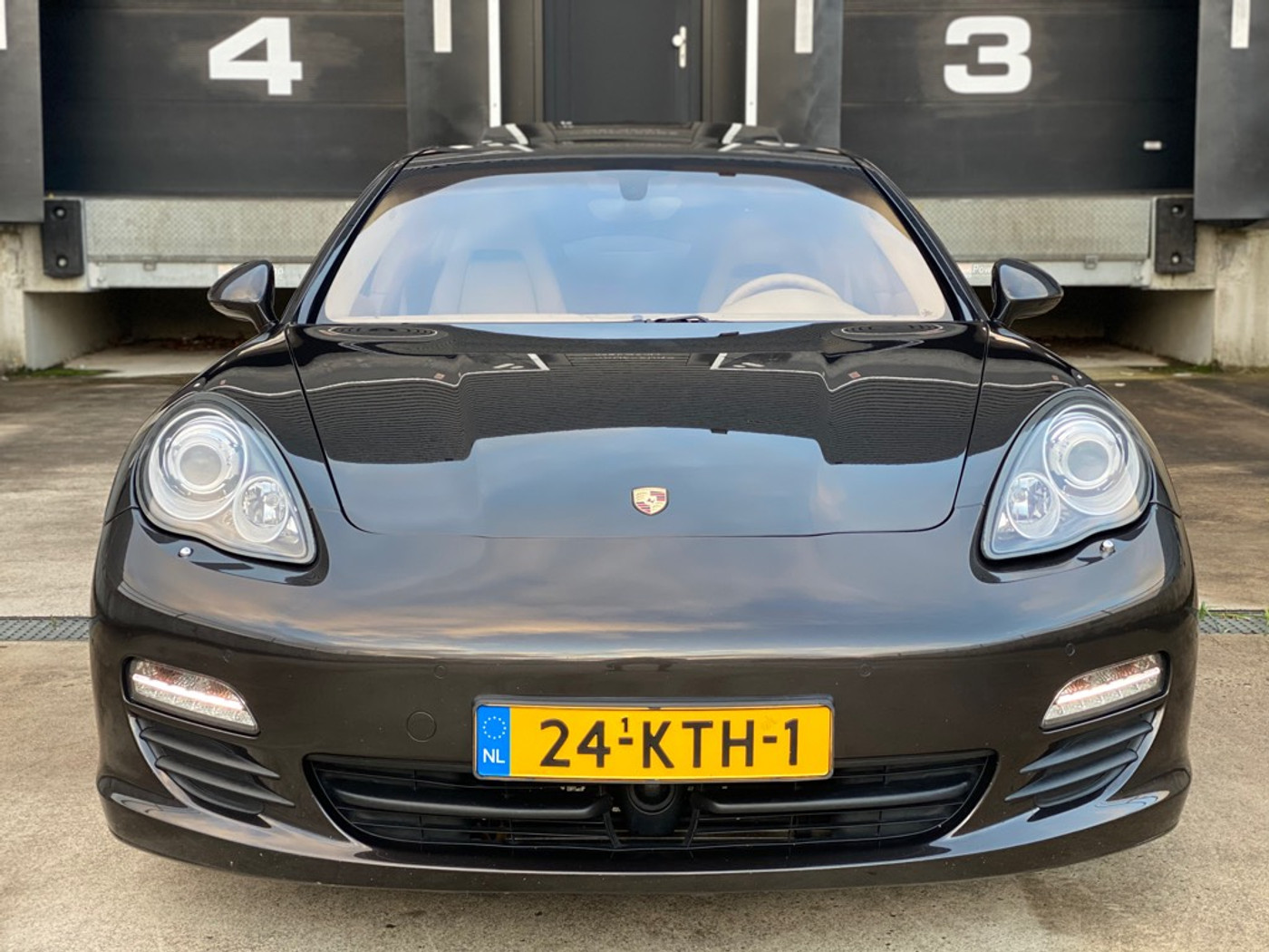 Foto van Porsche Panamera S