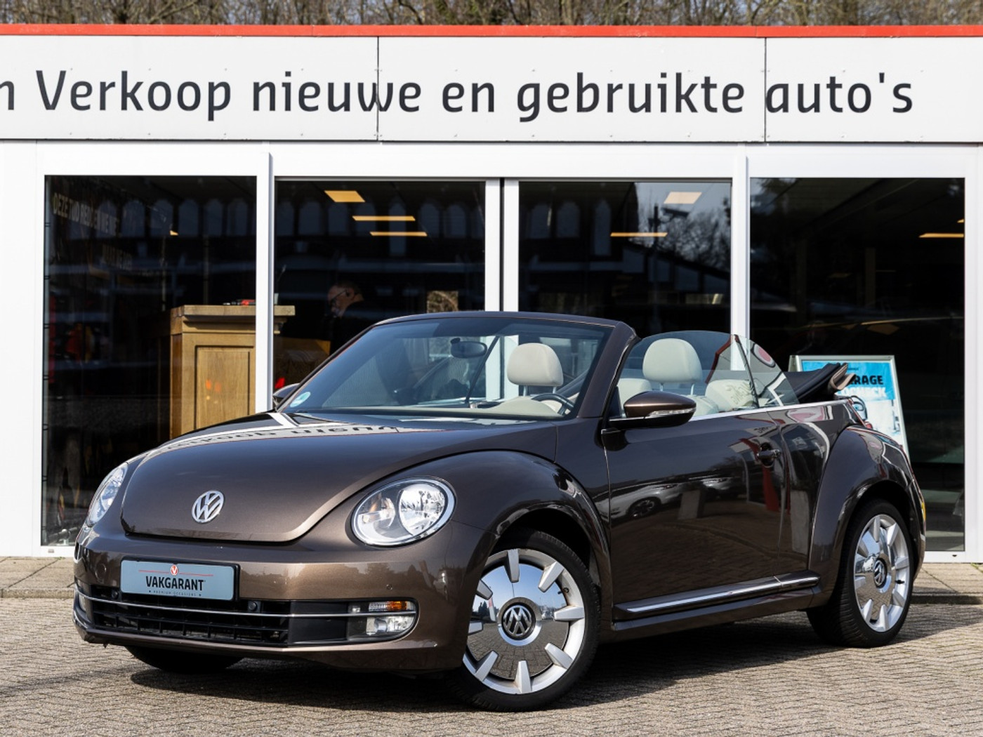 Volkswagen Beetle 1.2 TSI Design BlueMotion 2014 - voorkant