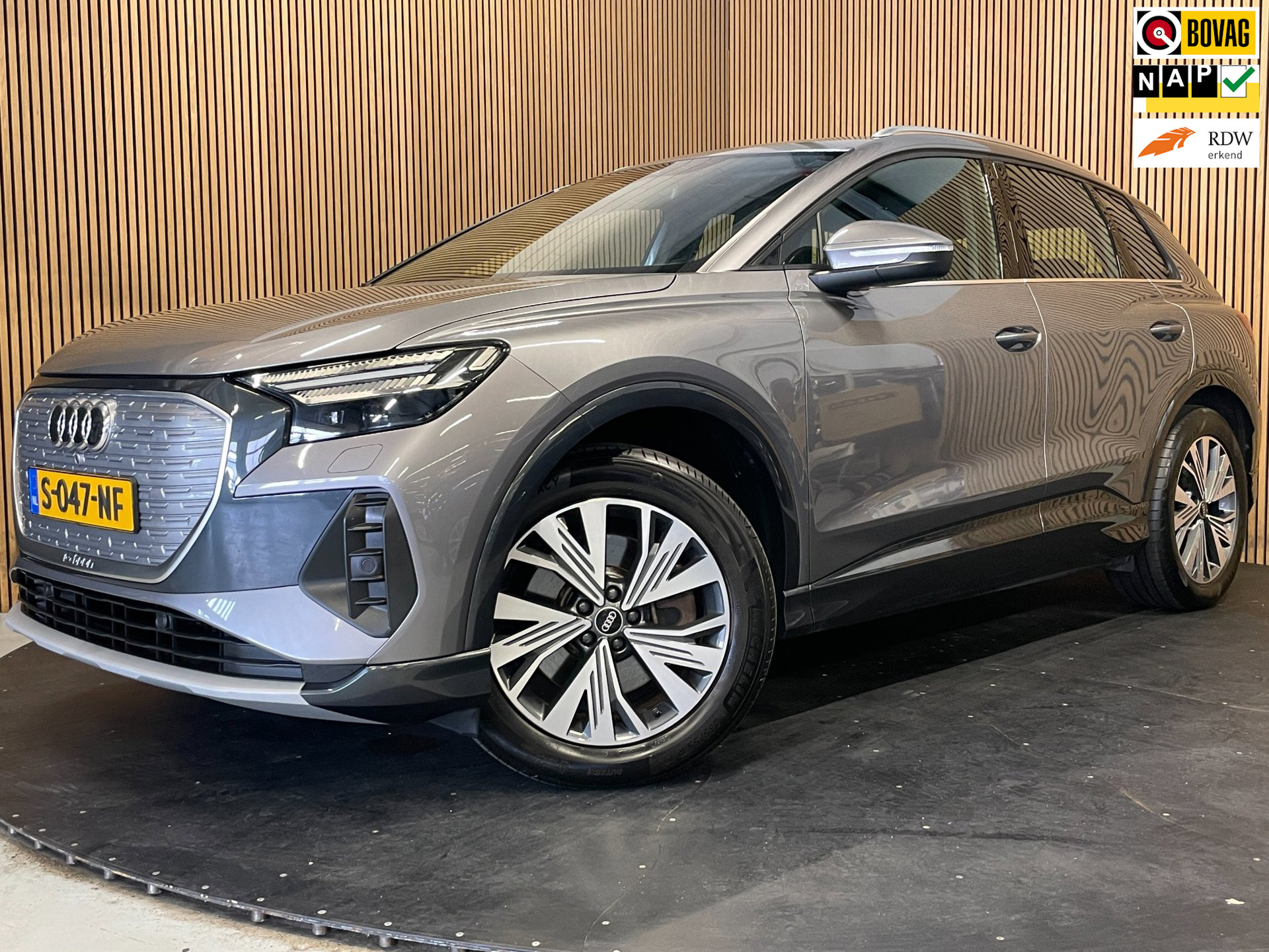 Audi Q4 40 E-tron 40 Advanced Edition 77 kWh|93%SOH|ELEK.TREKHAAK|ACC|APPLE CARPLAY|STOELVERW|NAVIGATIE|NL-AUTO|NAP|1e EIG|INCL. BTW| 2023 - voorkant