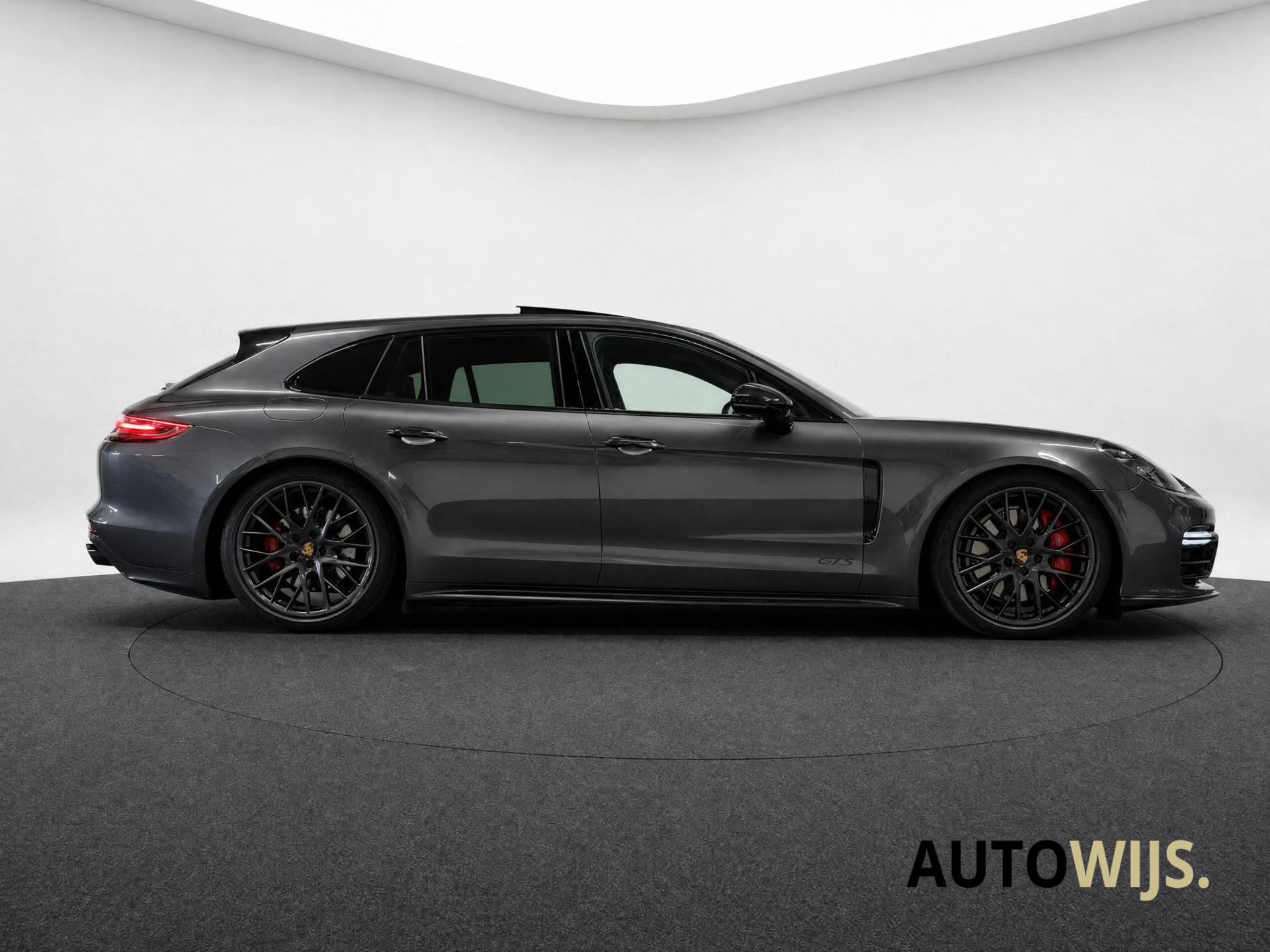 Foto van Porsche Panamera Sport Turismo