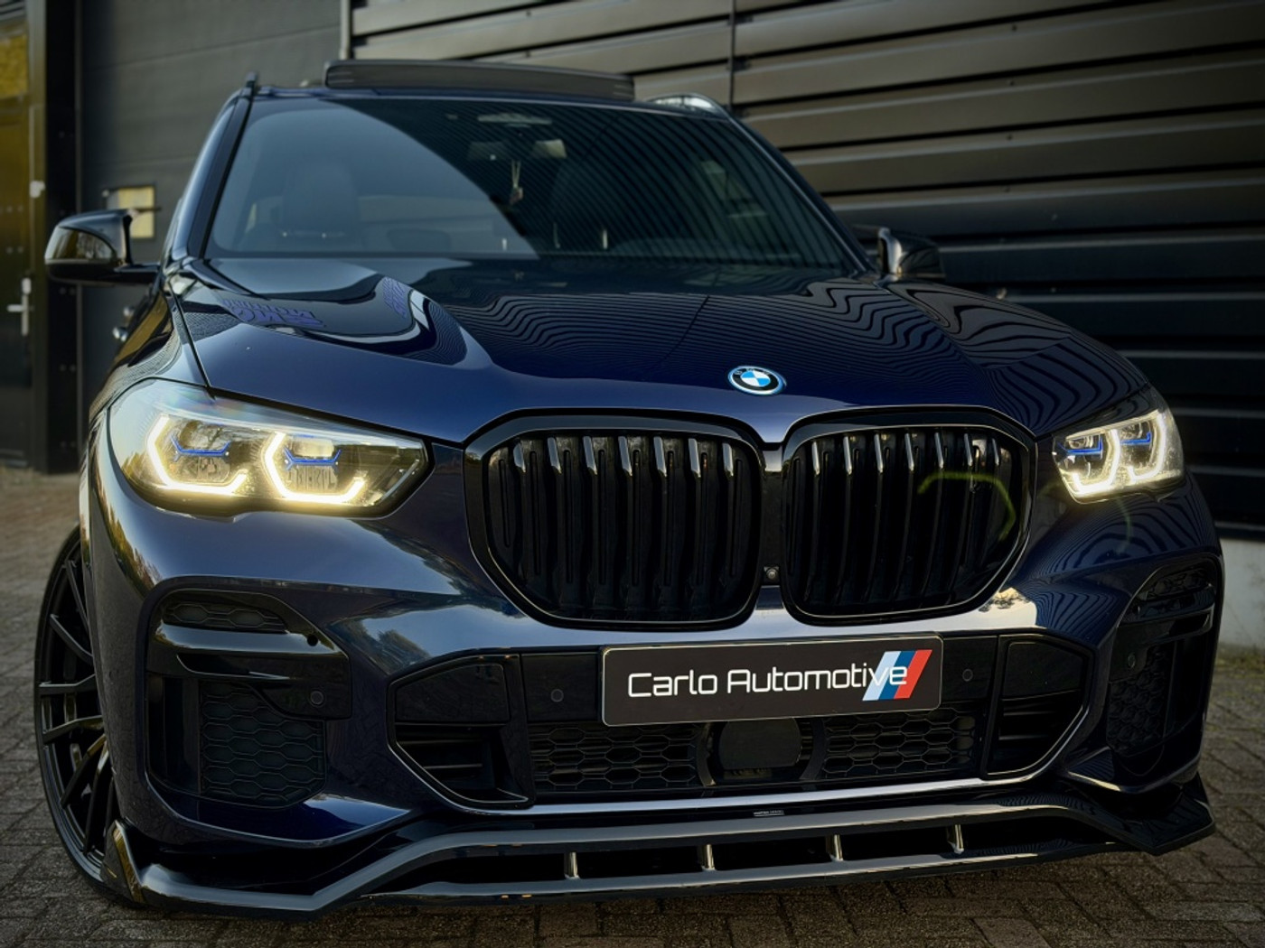 Foto van BMW X5 Xdrive45e