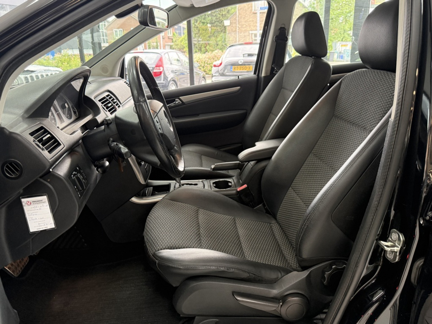 Foto van Mercedes-Benz B 160