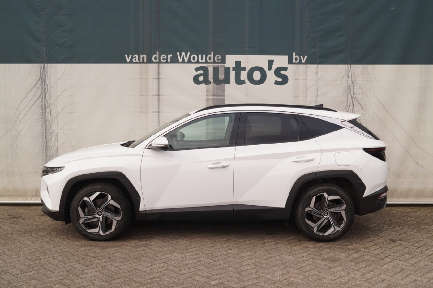 Hyundai Tucson 1.6 T-GDI PHEV Comfort -NAVI-ECC-CAM-TREKHAAK- 2023 - voorkant