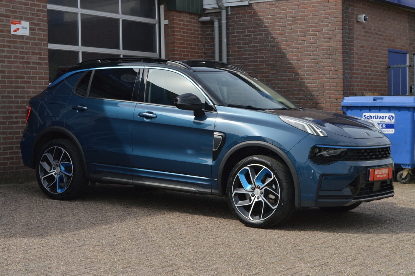 Foto van Lynk&co LYNK & Co 01