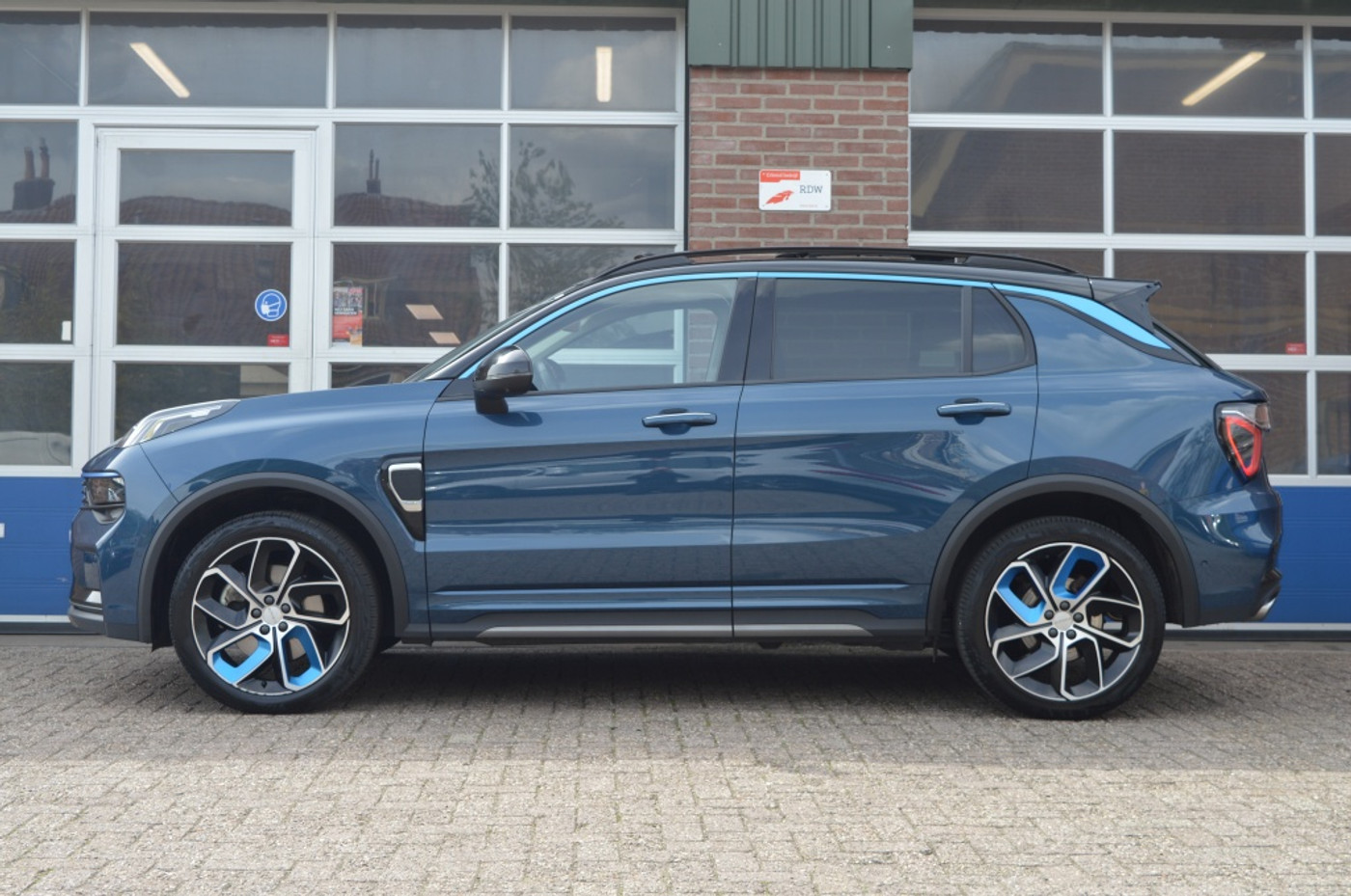 Foto van Lynk&co LYNK & Co 01