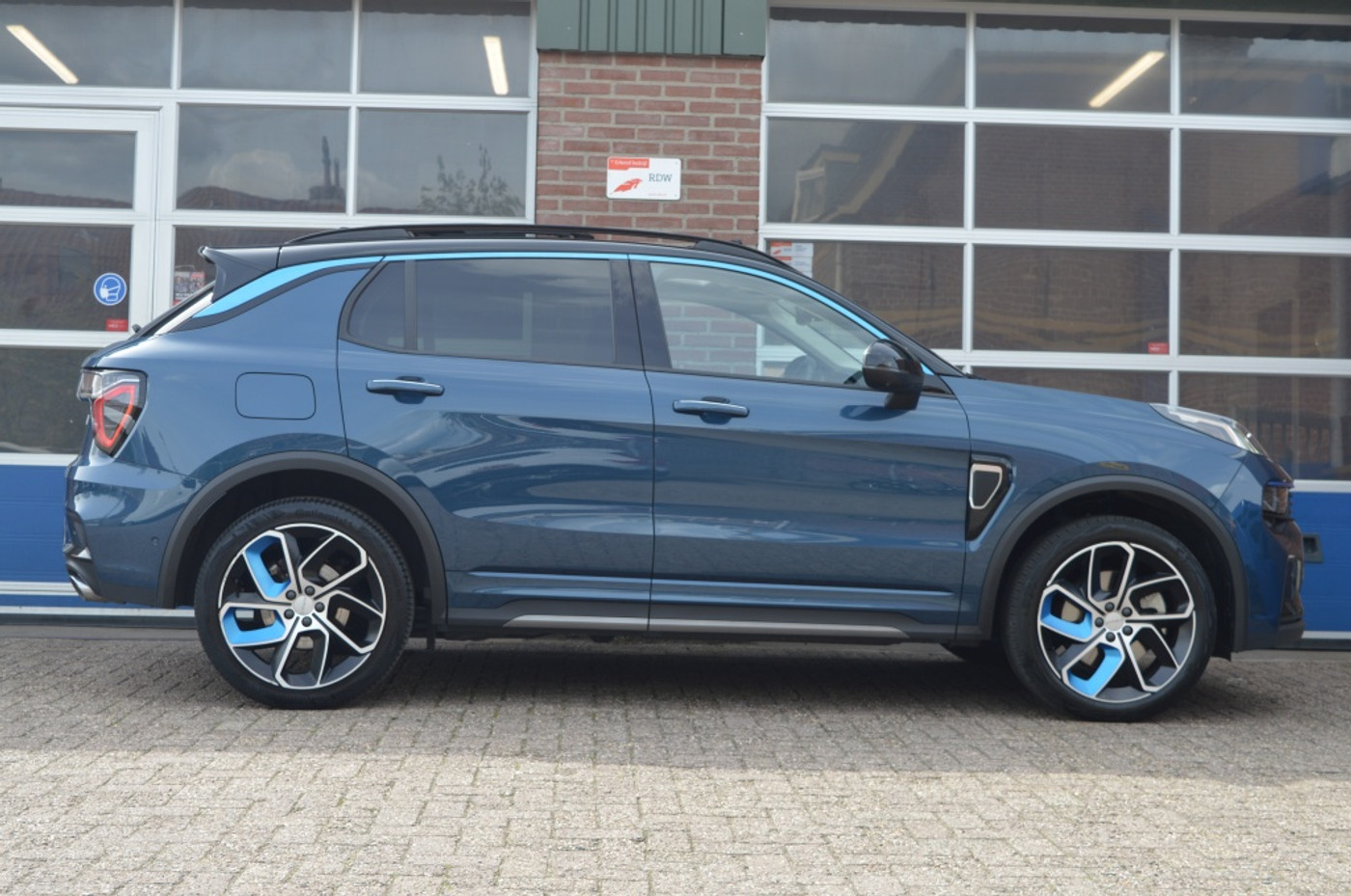 Foto van Lynk&co LYNK & Co 01