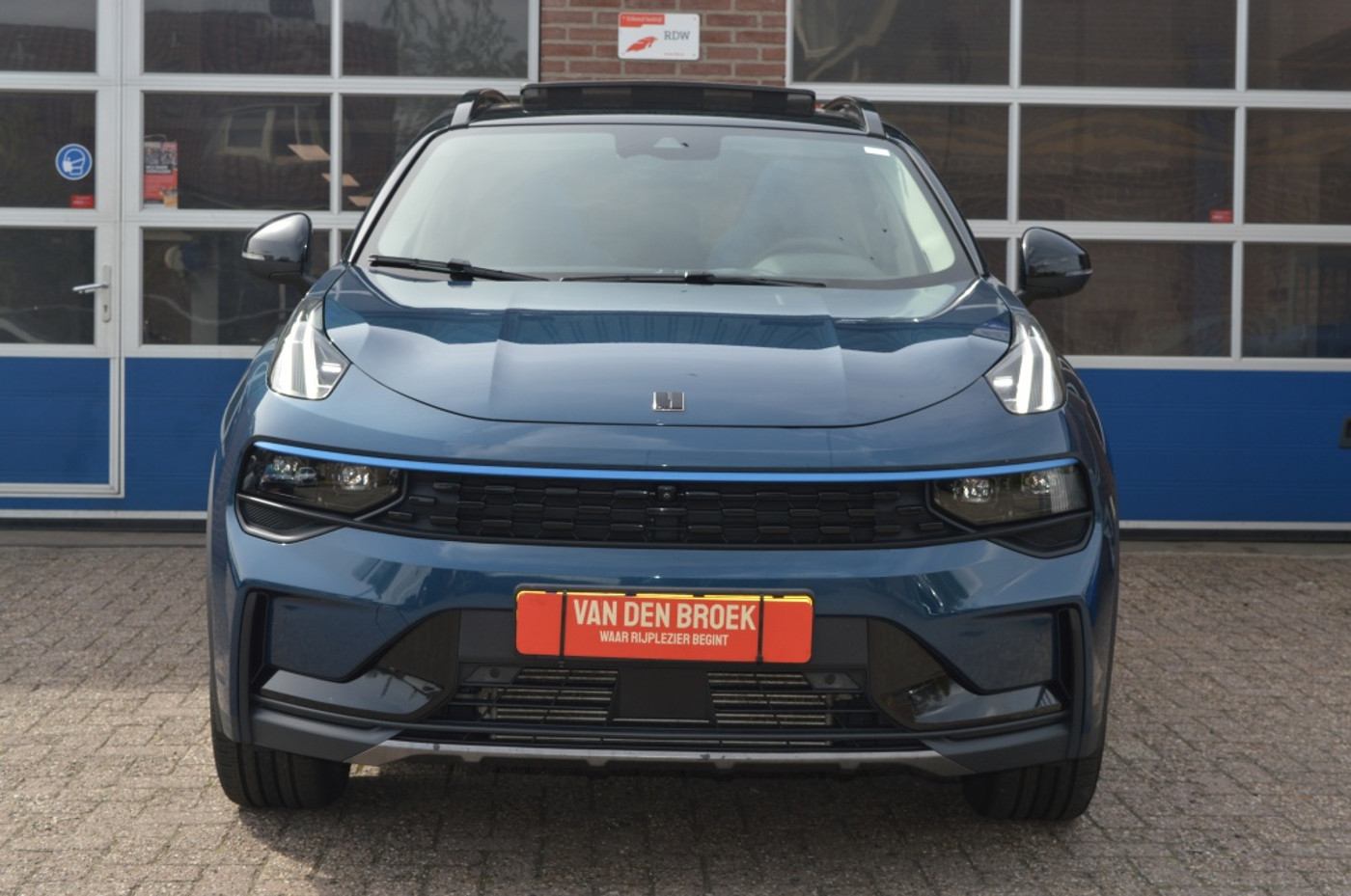 Foto van Lynk&co LYNK & Co 01