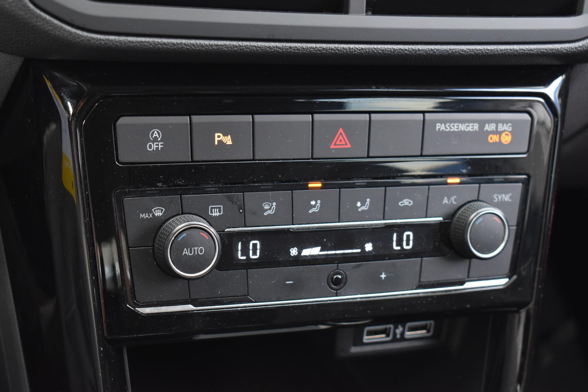 Foto van Volkswagen T-cross