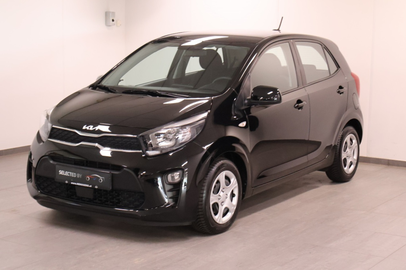 Kia Picanto 1.0 DPi ComfortLine | Airco! | All weather banden 2023 - voorkant