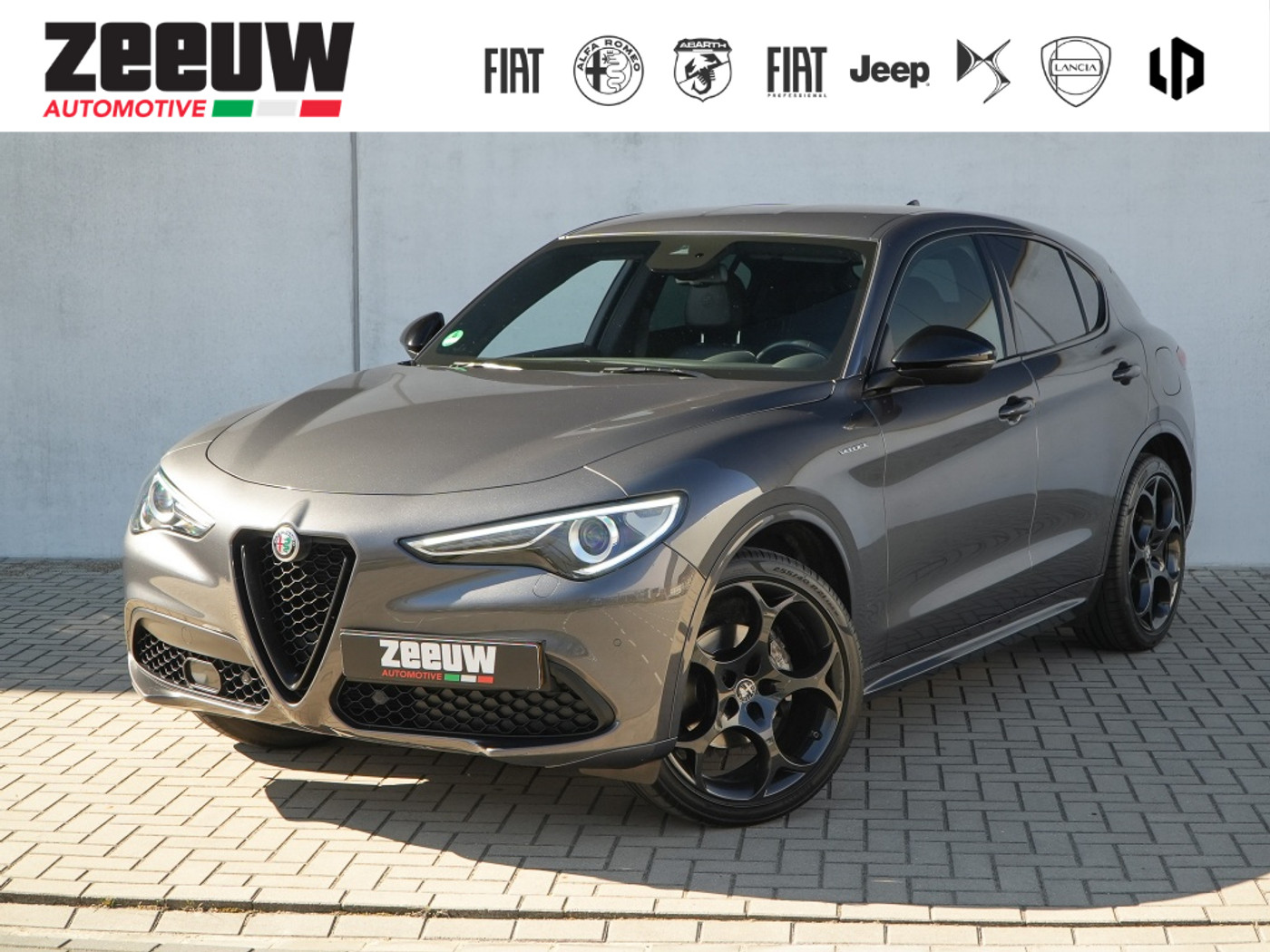 Alfa Romeo Stelvio 2.0 Turbo 280 PK AWD Veloce | Navi | Carplay | Harman | Trekhaak 2023 - voorkant