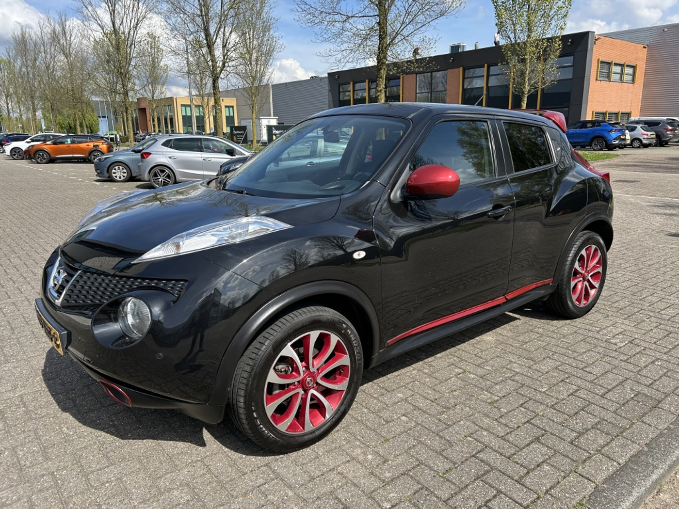 Nissan Nissan Juke 1.6 Acenta AUT CLIMA CRUISE CAMERA NAP! 2012 - voorkant