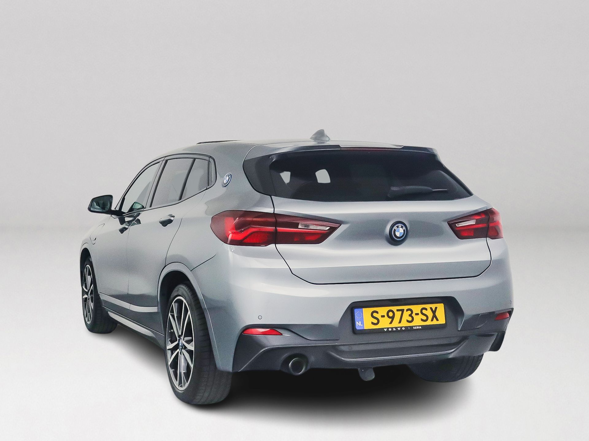 Foto van BMW X2 Xdrive25e