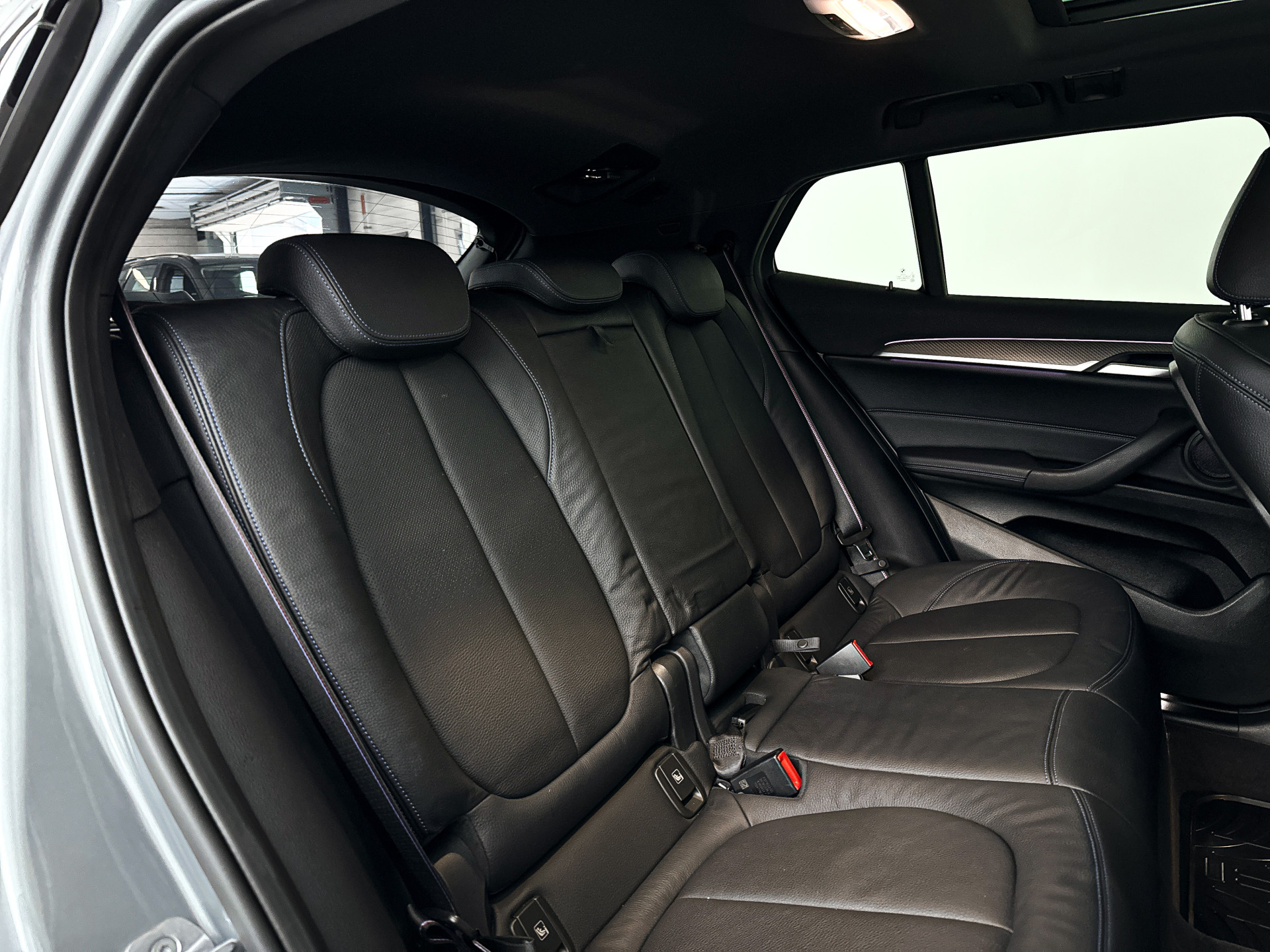 Foto van BMW X2 Xdrive25e