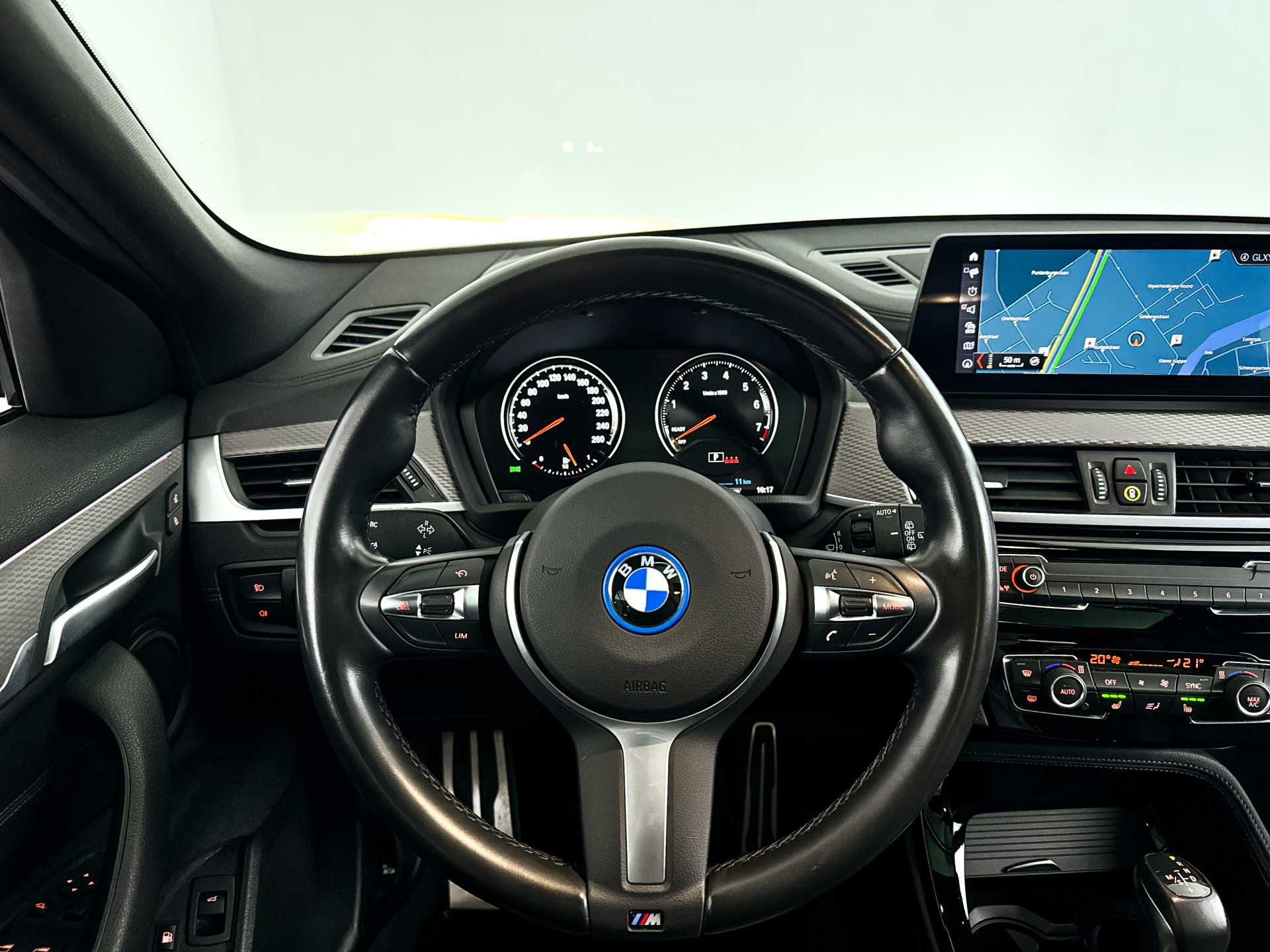 Foto van BMW X2 Xdrive25e