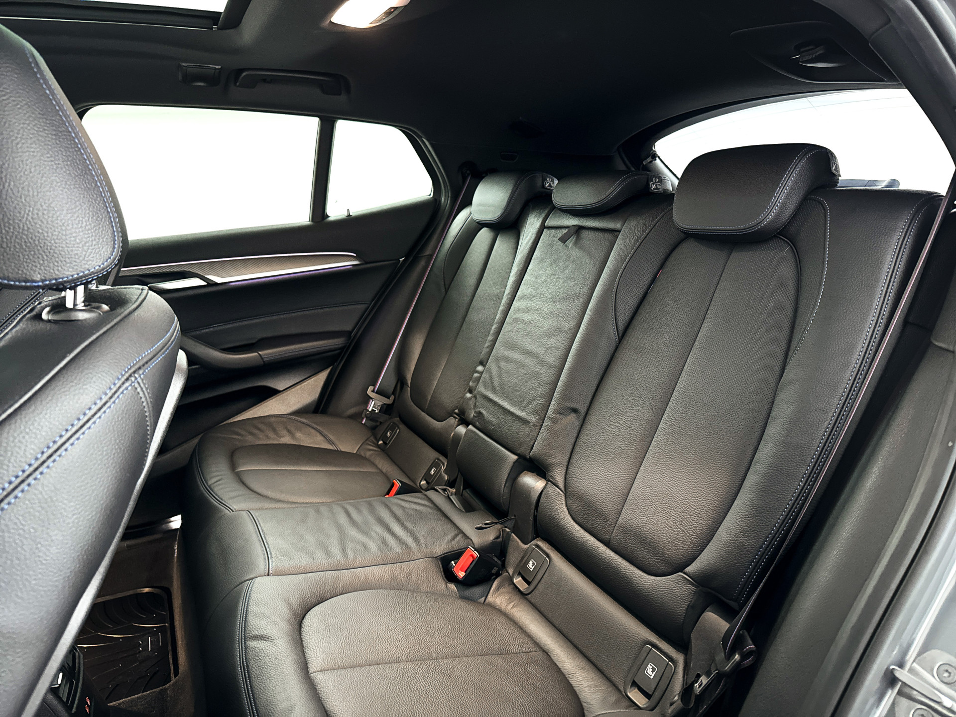 Foto van BMW X2 Xdrive25e