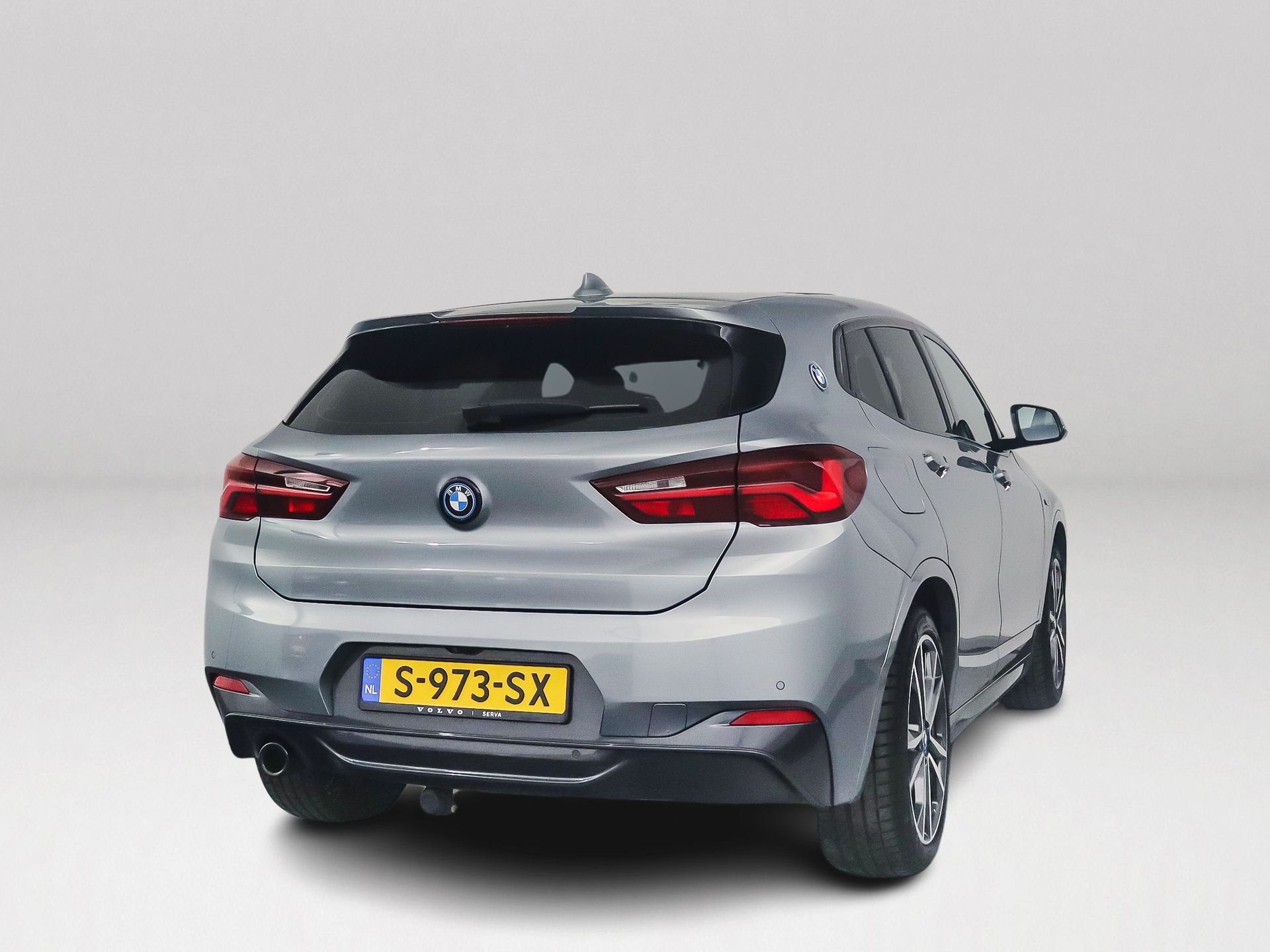 Foto van BMW X2 Xdrive25e