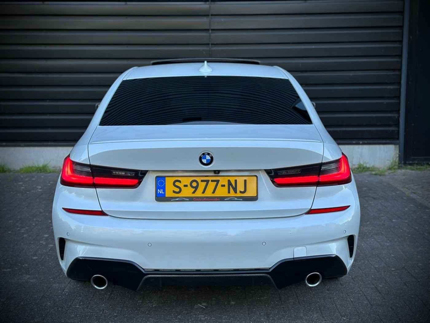Foto van BMW 330i