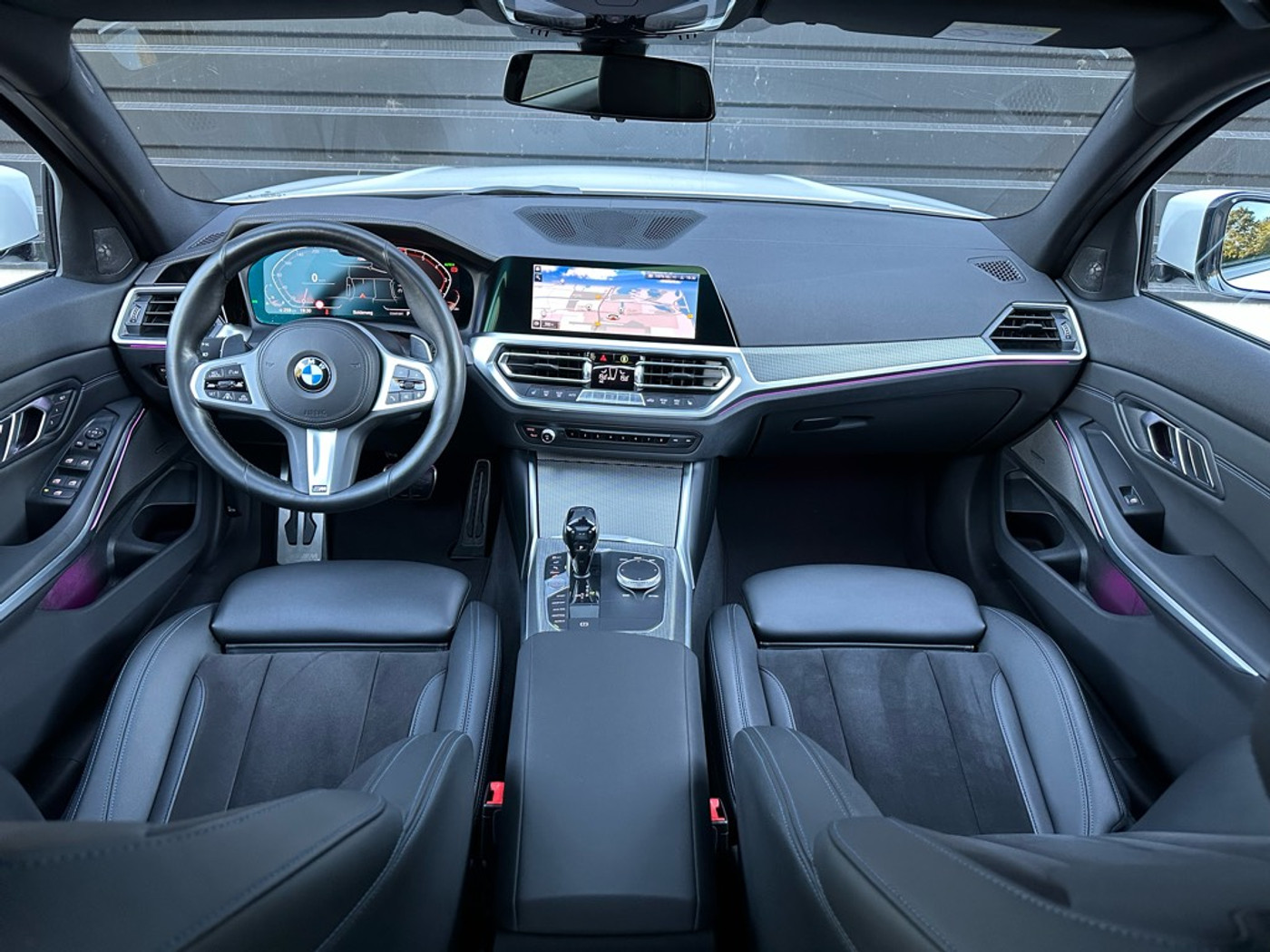 Foto van BMW 330i