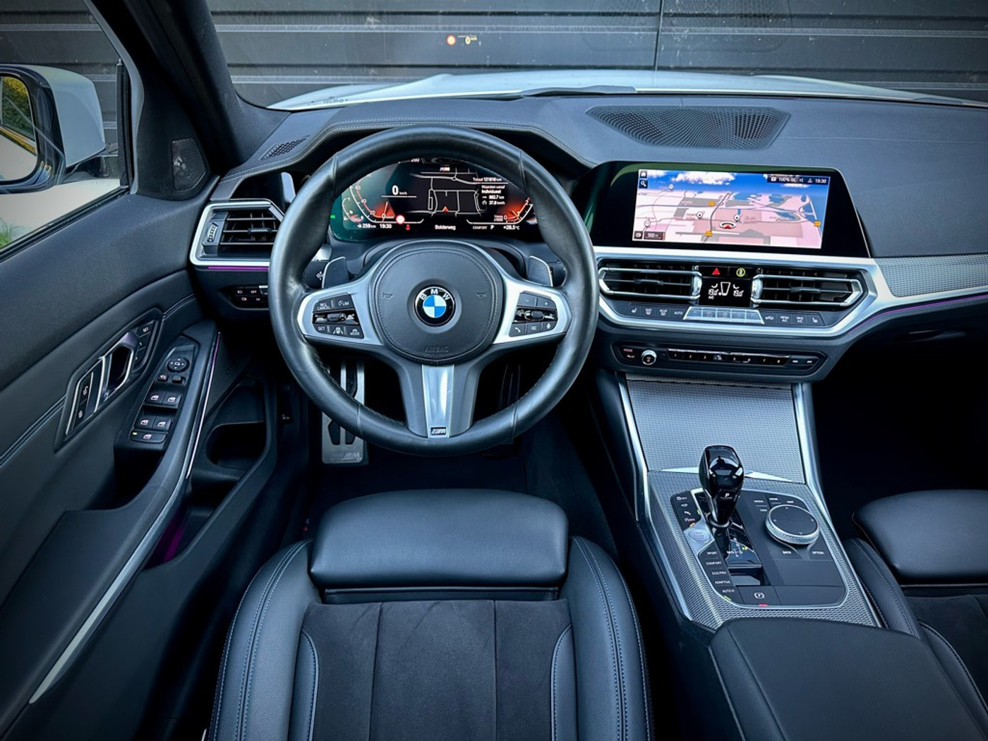 Foto van BMW 330i