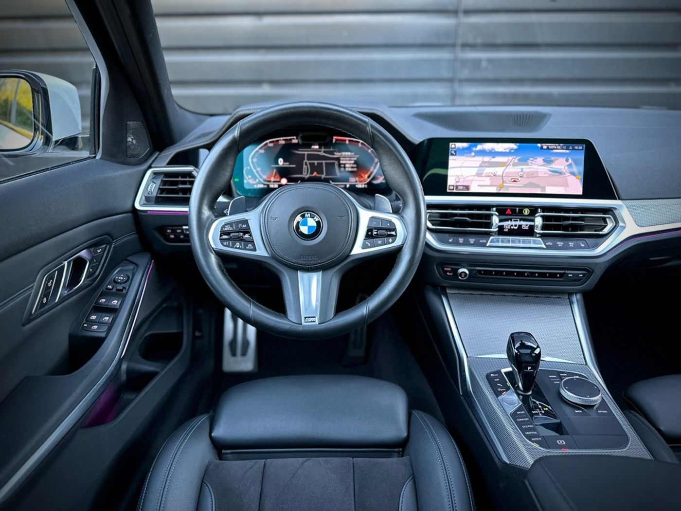 Foto van BMW 330i