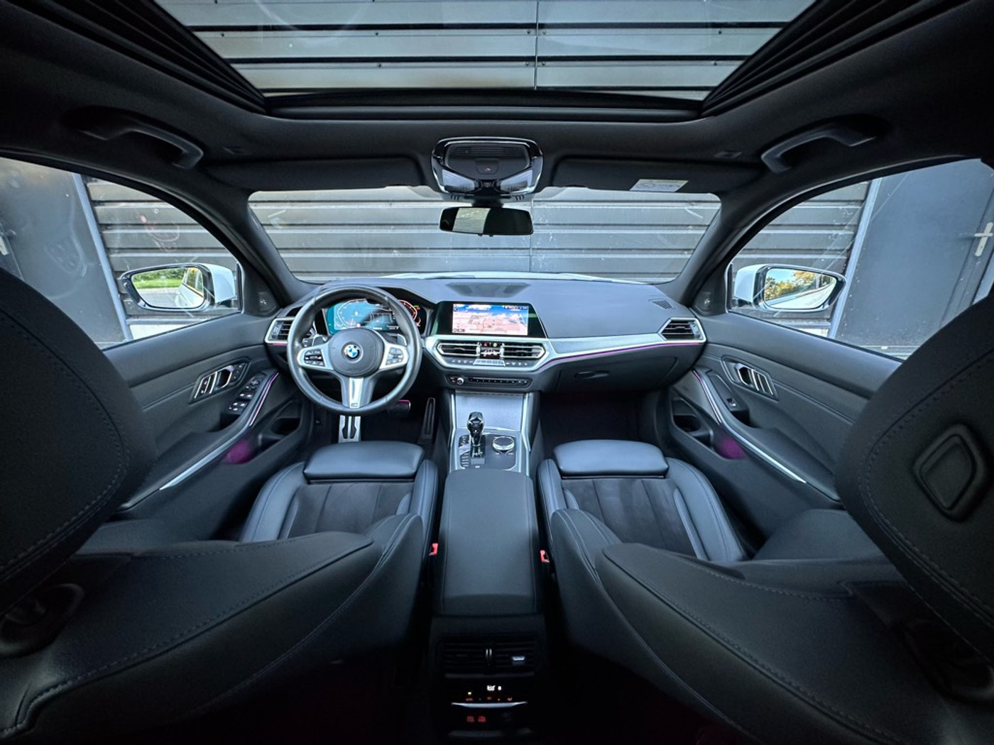Foto van BMW 330i