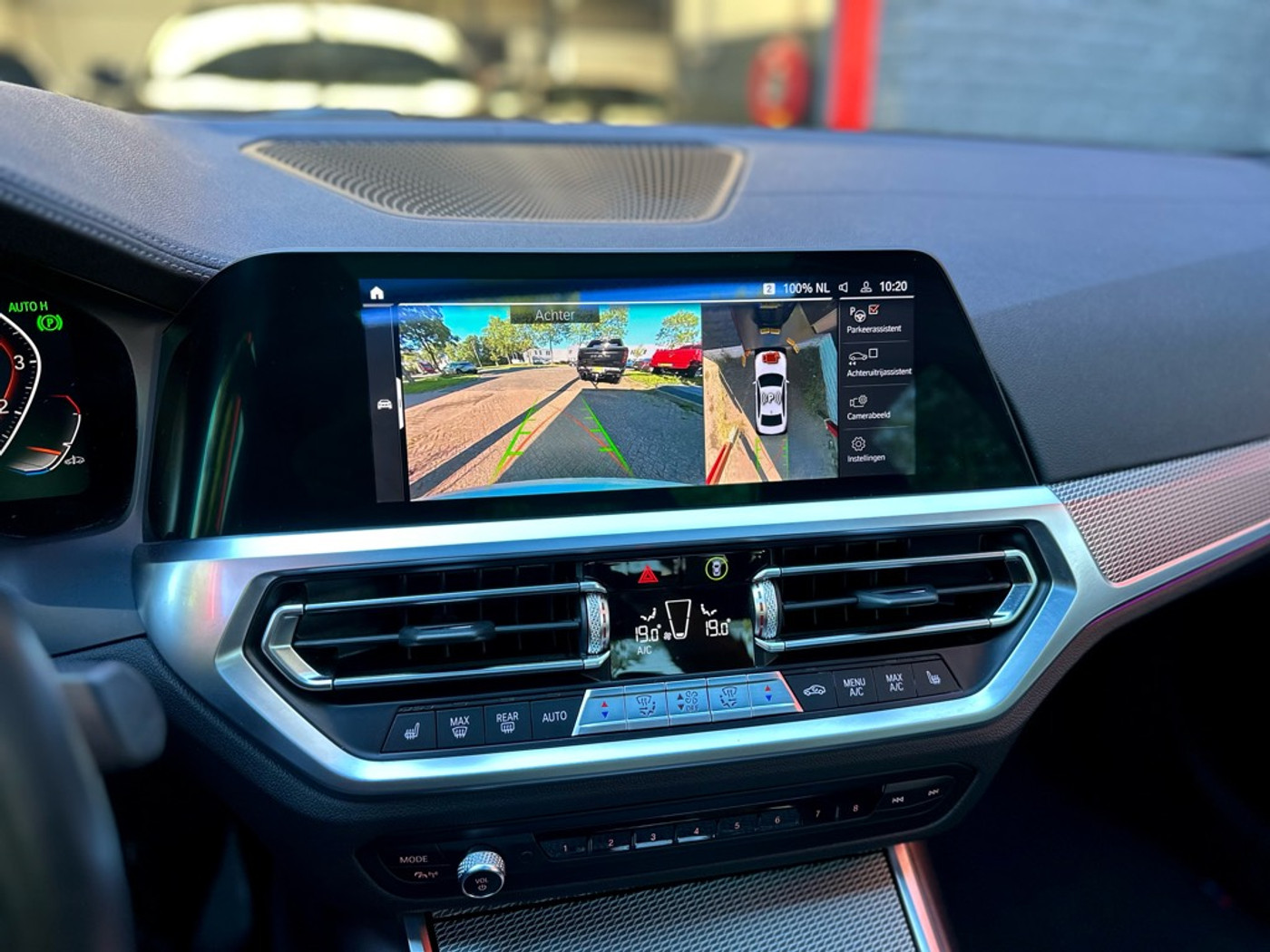 Foto van BMW 330i