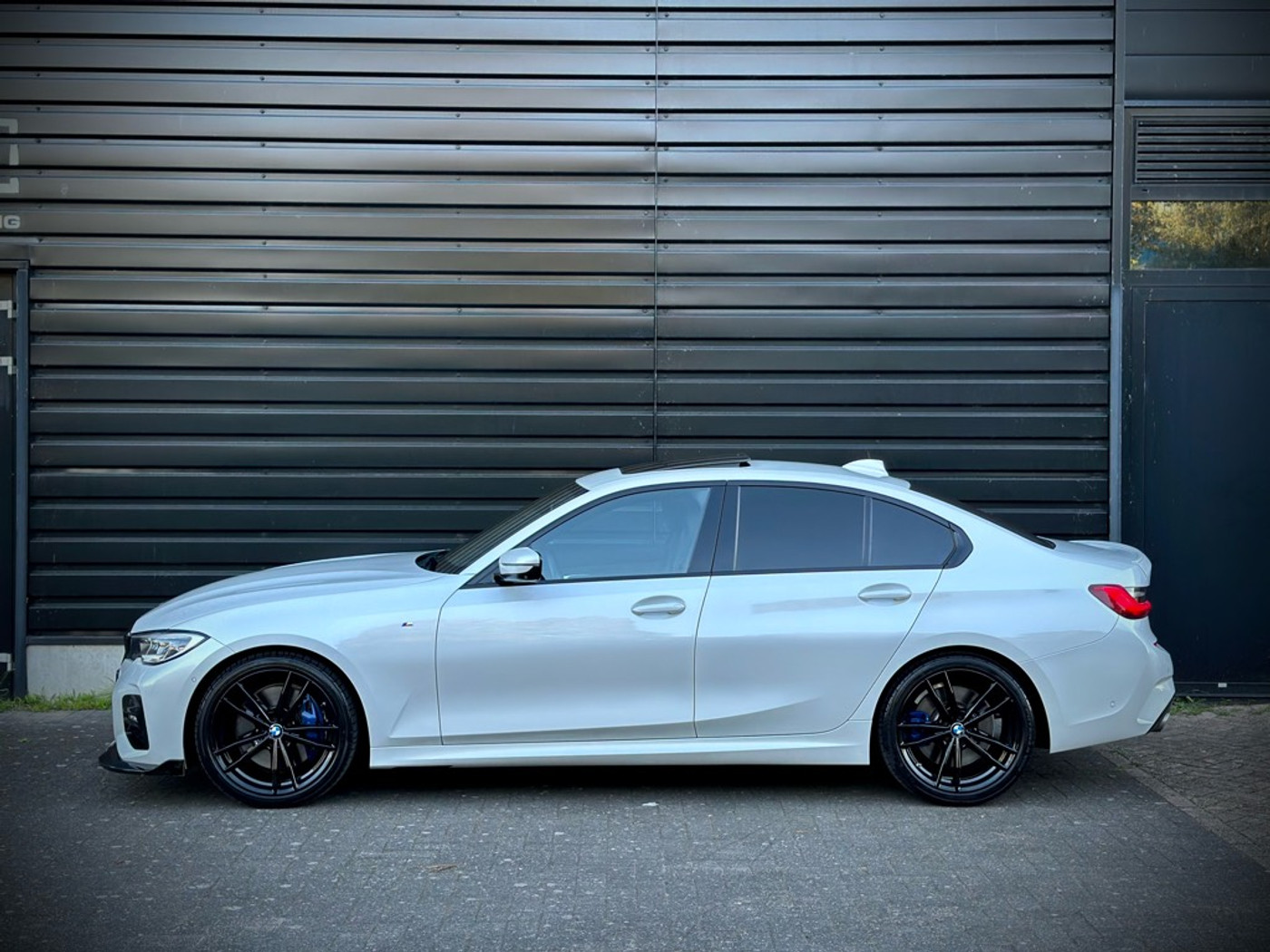 Foto van BMW 330i