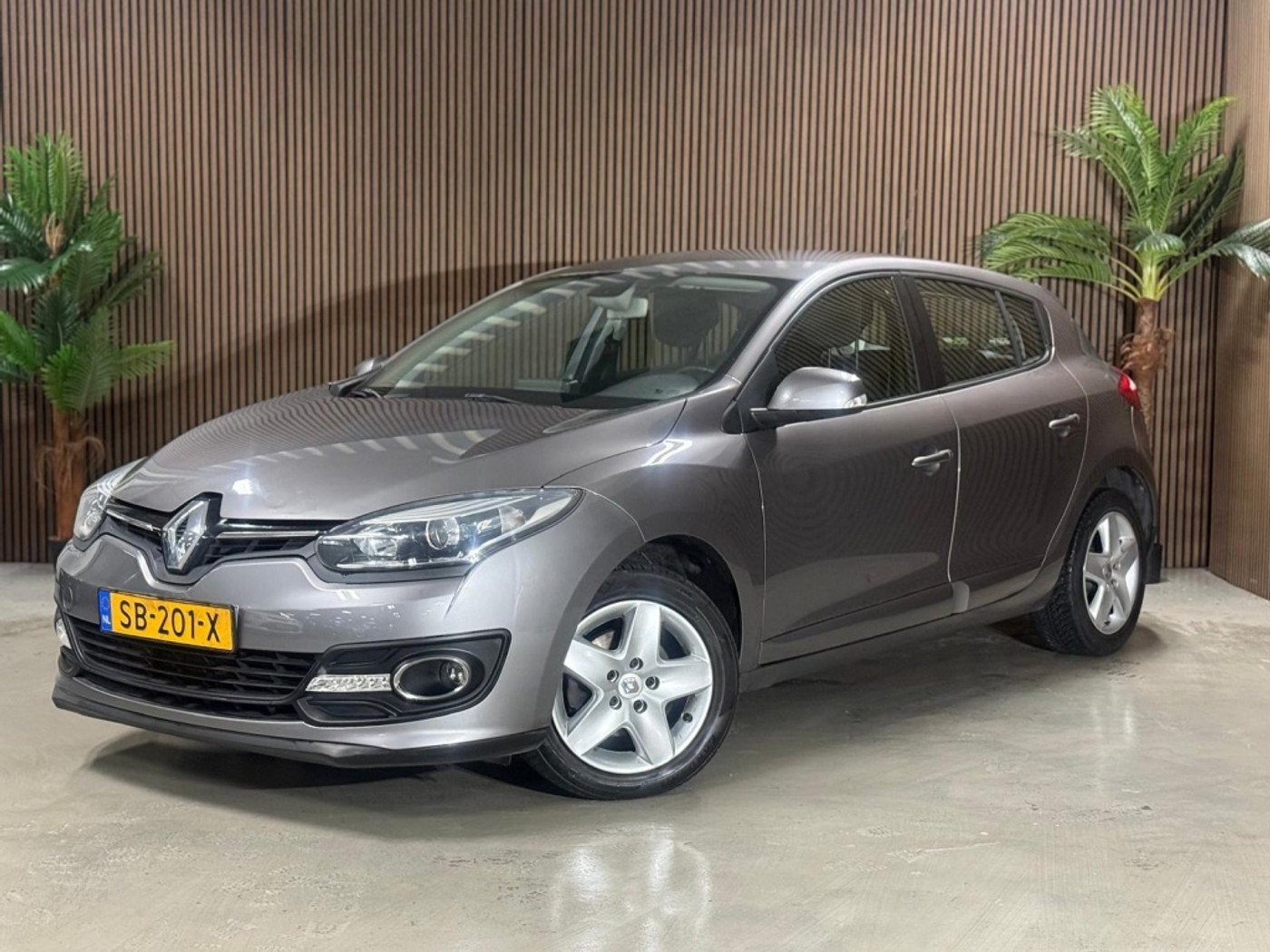 Renault Megane 1.2 TCe Authentique 2014 - voorkant