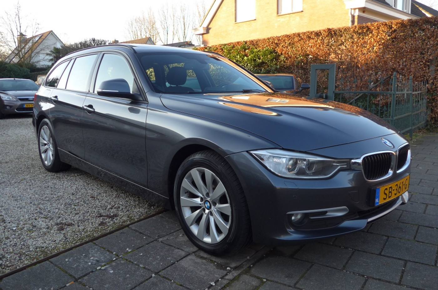 BMW 320d 320d High Executive Pano Half leder 2015 - voorkant