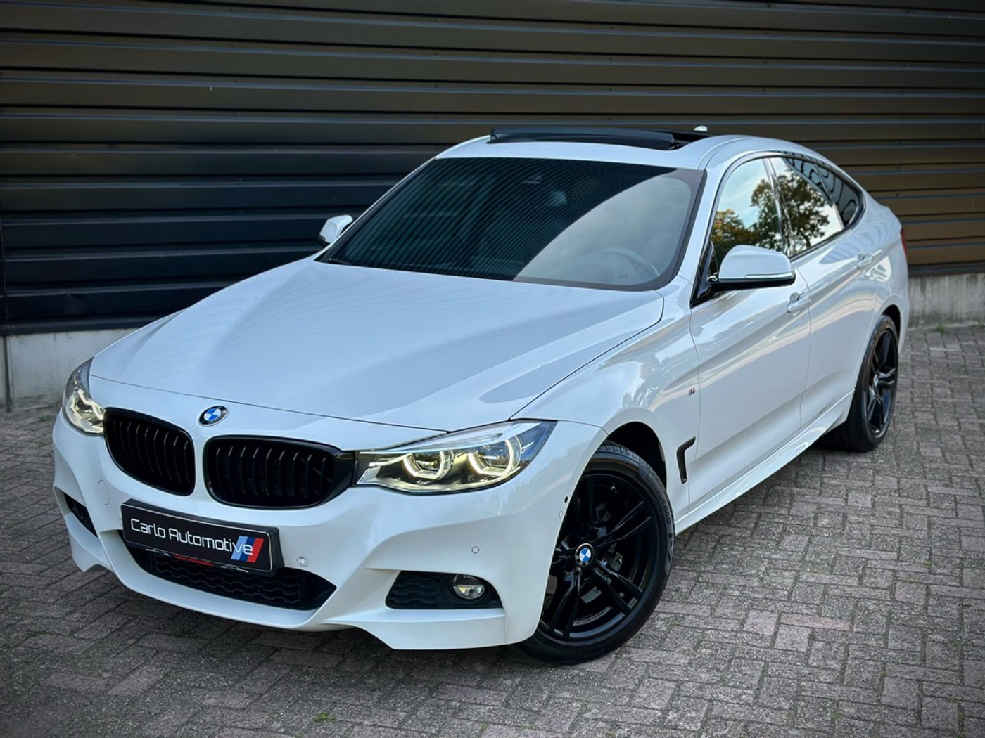 Foto van BMW 320i