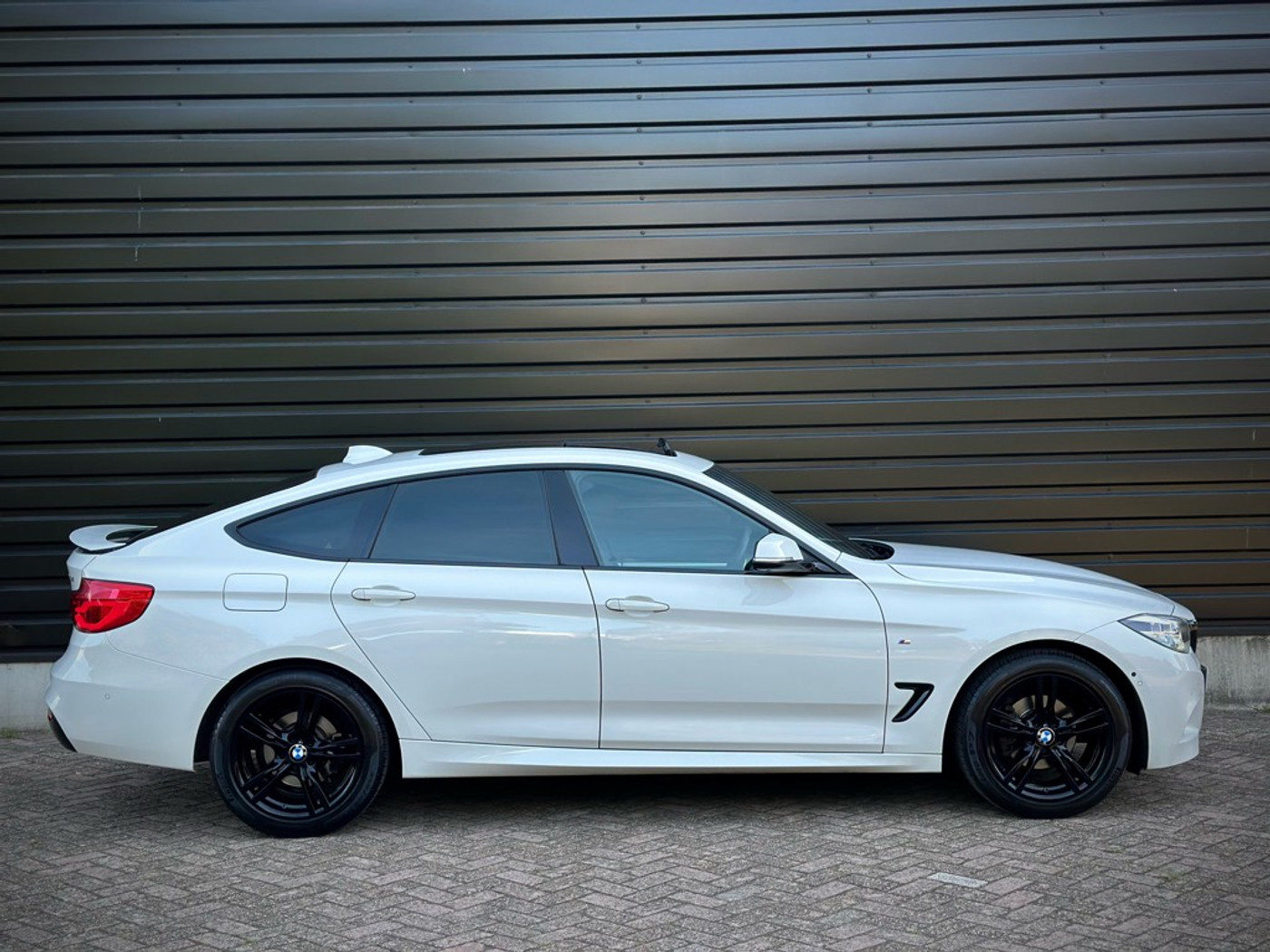 Foto van BMW 320i