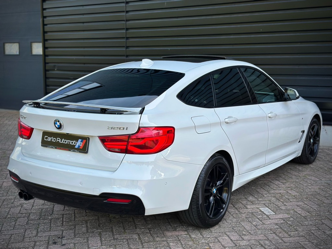 Foto van BMW 320i