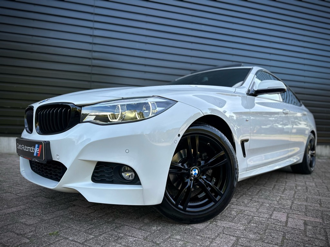 Foto van BMW 320i
