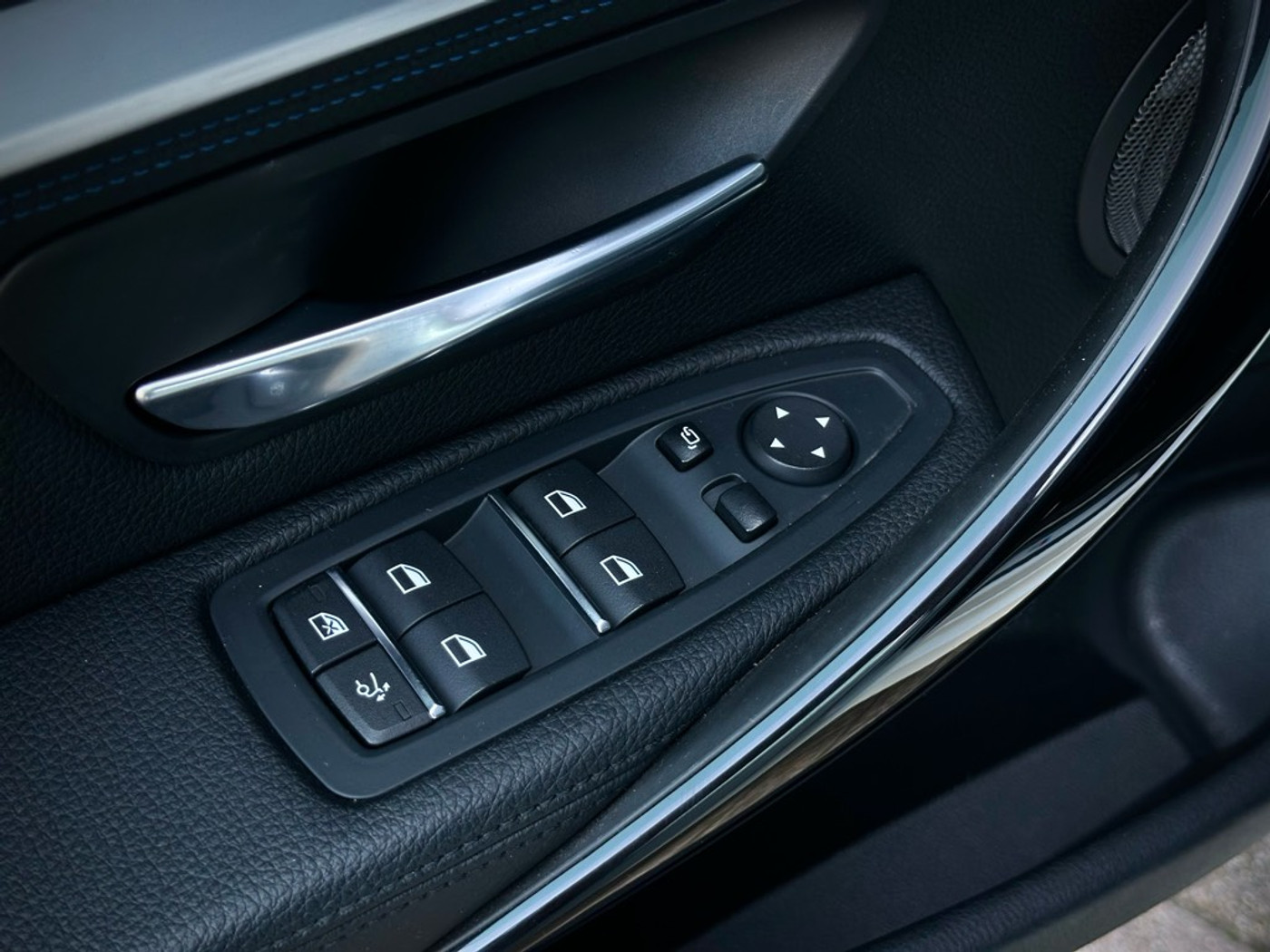 Foto van BMW 320i