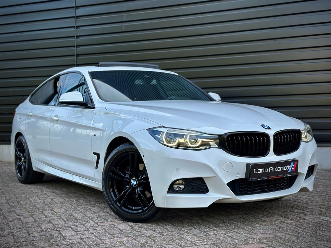 Foto van BMW 320i