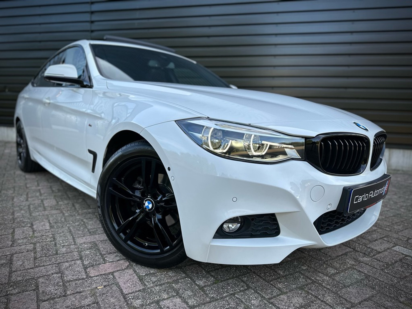 Foto van BMW 320i
