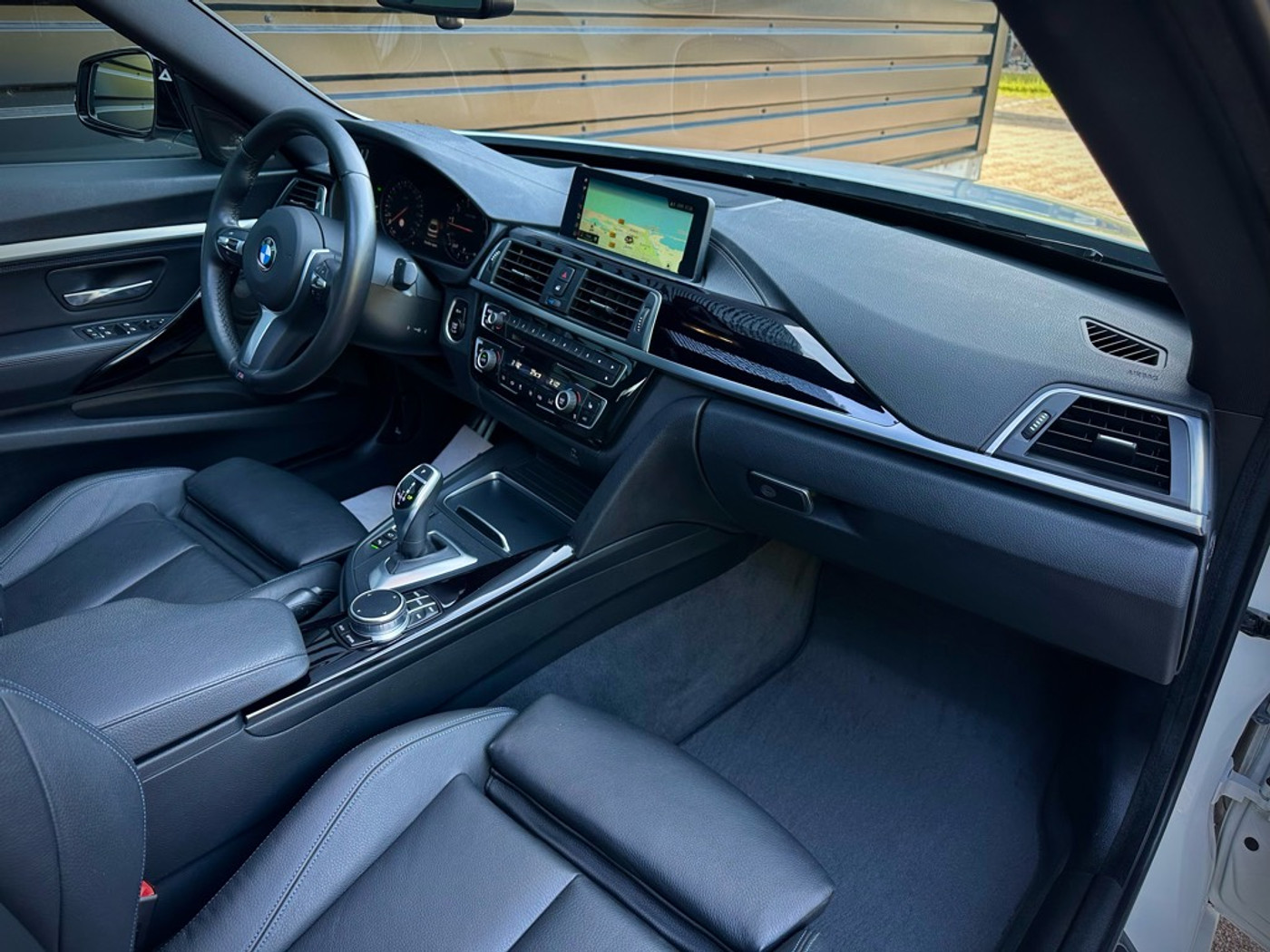 Foto van BMW 320i