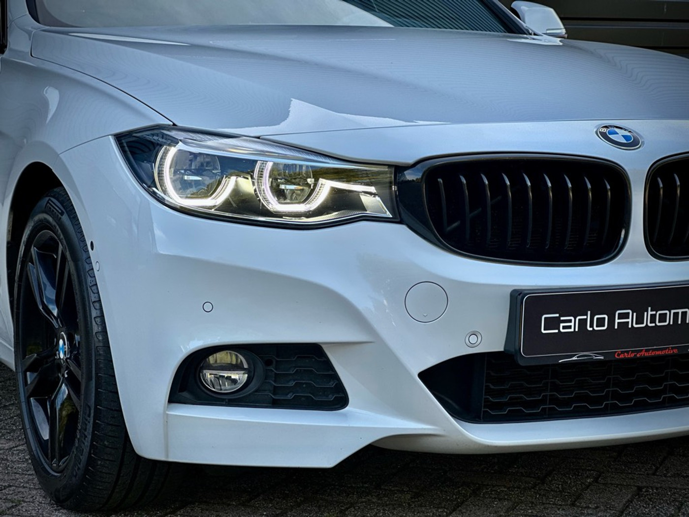Foto van BMW 320i