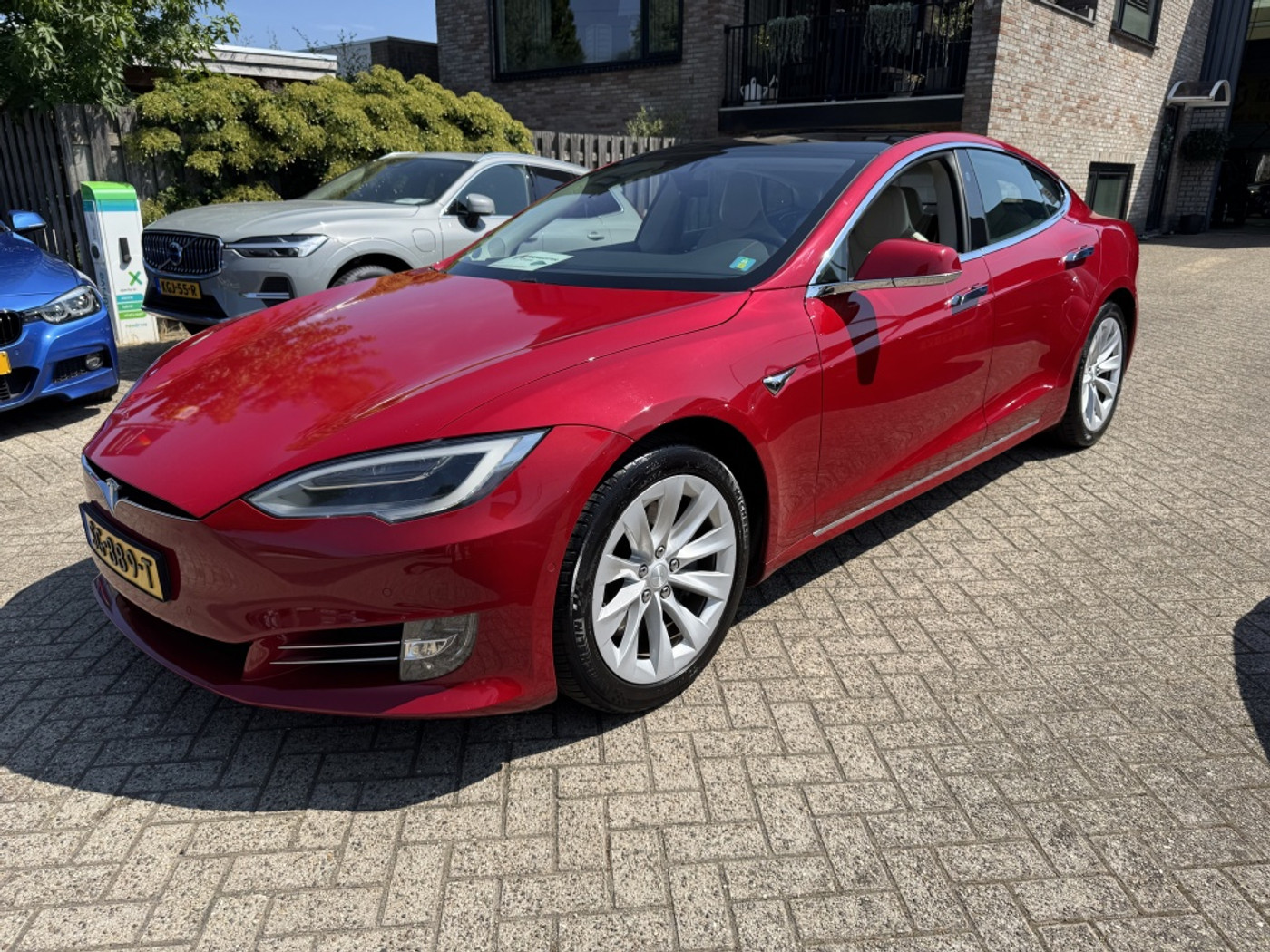 Tesla Model S 75D Base 2018 - voorkant