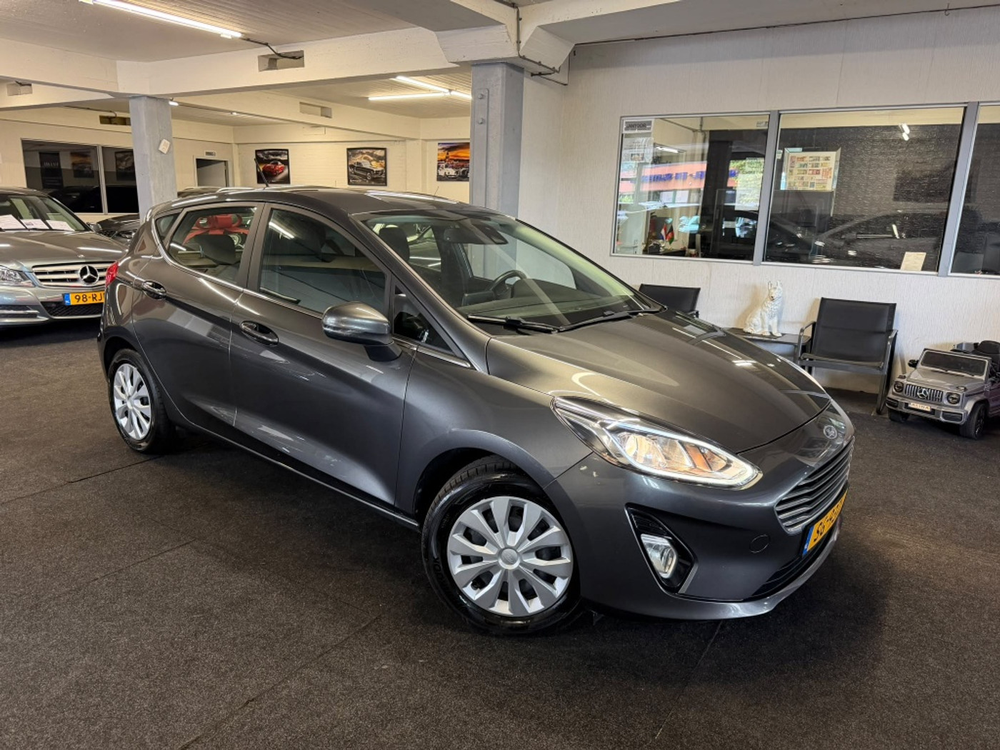 Ford Fiesta 1.0 EcoB. Titanium *NAP*2018*5drs*nette auto* 2018 - voorkant