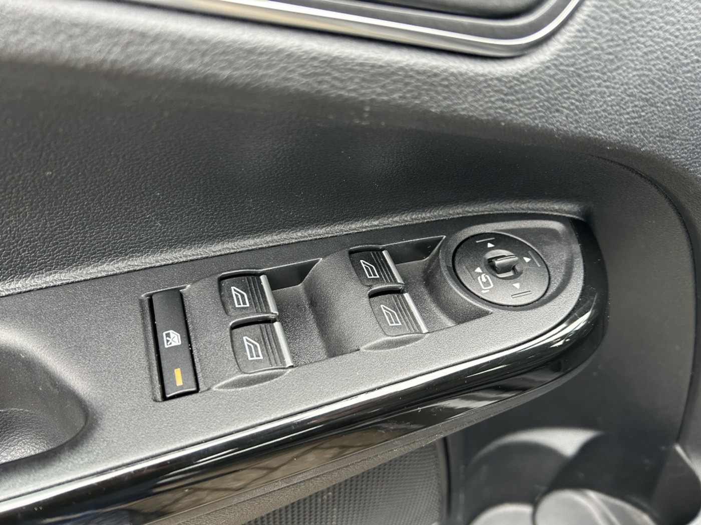 Foto van Ford B-max