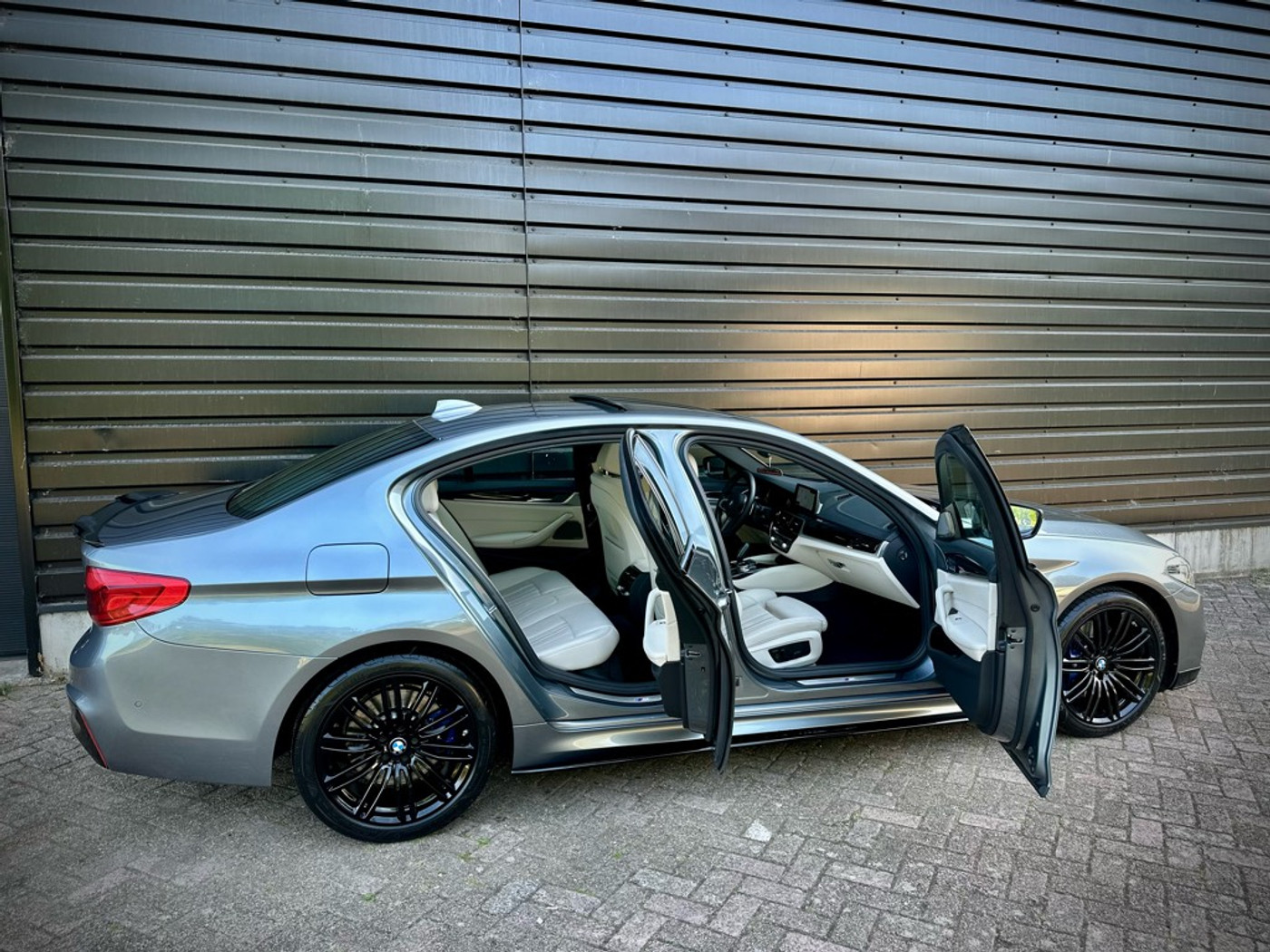 Foto van BMW 530i xDrive
