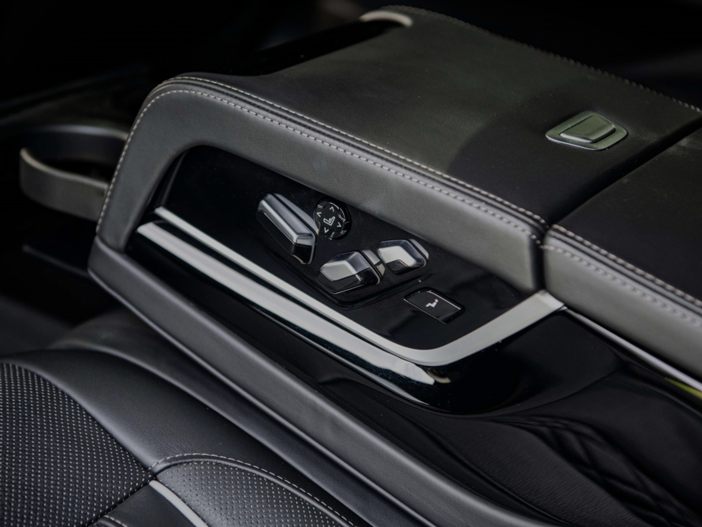 Foto van BMW 745le