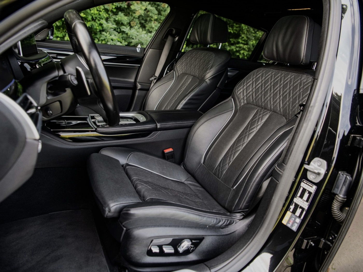 Foto van BMW 745le
