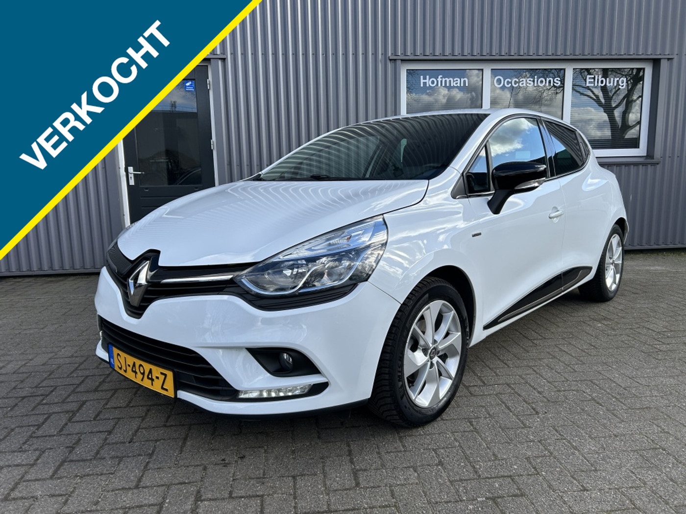 Renault Clio 0.9 TCe Limited PDC NAVI DAB NAP! 2018 - voorkant