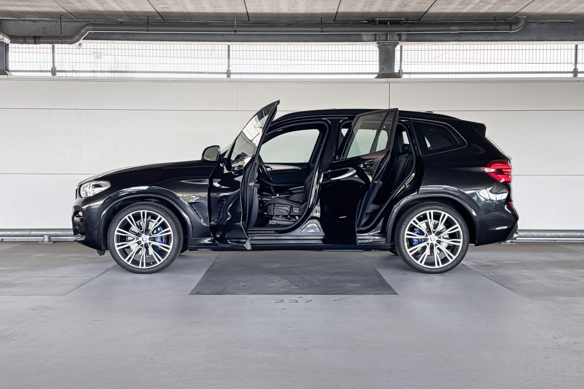 Foto van BMW X3 Xdrive20i
